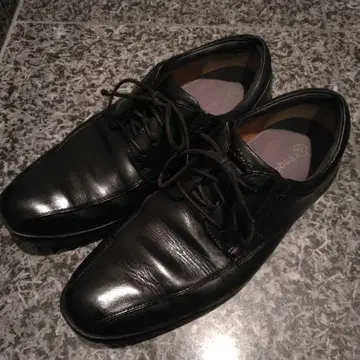 블랙 레이스업 비즈니스 슈즈 Clarks