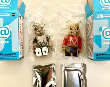 베어브릭 시리즈 51 호러 IRON MAIDEN 앞뒤 2체 세트