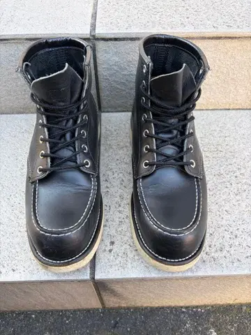 레드윙 블랙 가죽 워크 부츠