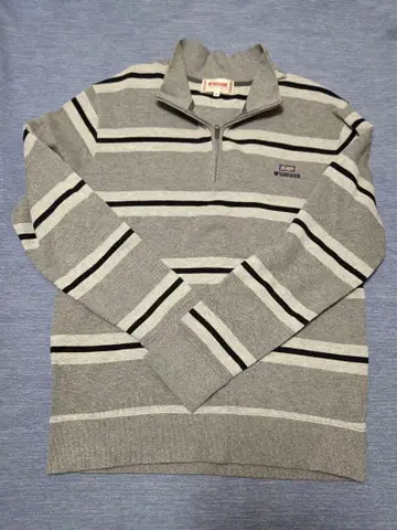 맥그리거 스트라이프 니트