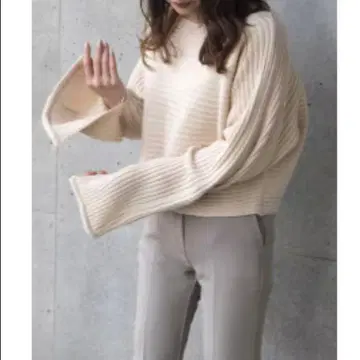 [ LAULEN ] 슬리브 슬릿 니트 블랙