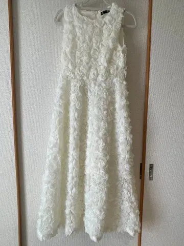 ANEWSTA/플라워 장식 화이트 롱 원피스