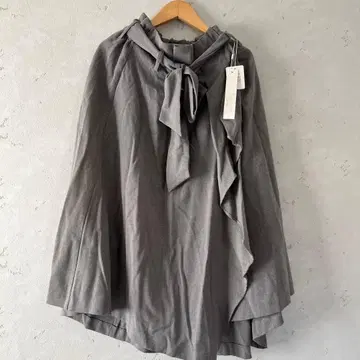 Discoat 리본 포함 그레이 롱 스커트