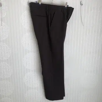 뷰티 앤 유스 슬랙스 브라운