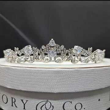 [ 새상품급 ] Ivory&Co. 티아라