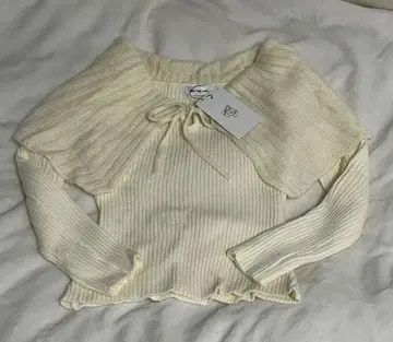 리본 포함 오프숄더 긴팔 니트 택 포함 새상품