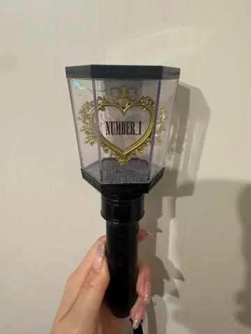 Number_i No.I 응원봉