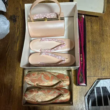 꽃무늬 일본 의류 신발 세트