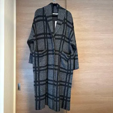 [ 새상품 미사용 ] 체크 무늬 오버 사이즈 자카드 롱 코트 ZARA