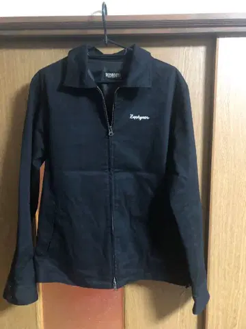 ZEPHYREN 블랙 자켓