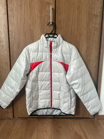 TaylorMade 다운 자켓 화이트/레드