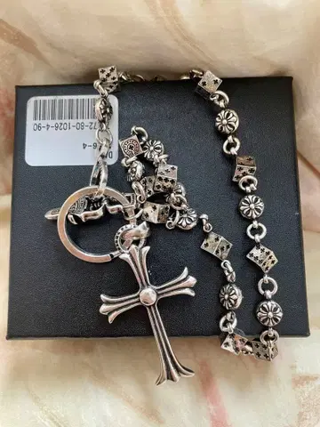 클래식한 큰 크로스 펜던트 목걸이