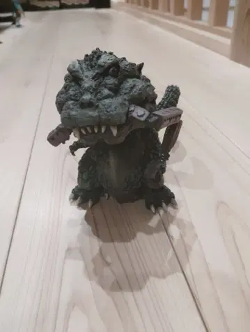 디포리얼 고질라 1954 엑스플러스 소년릭 고질라 스토어