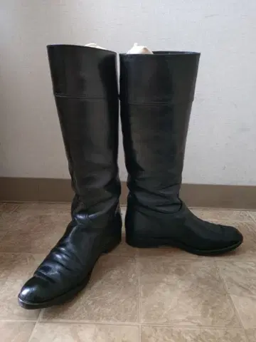 마가렛호웰 천연 가죽 블랙 롱 부츠