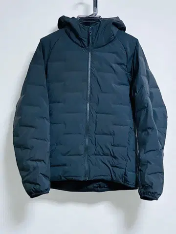 UNIQLO 유니클로 퍼프 테크 후드티 블랙 M