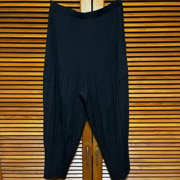 블랙 플리츠 사루엘 팬츠