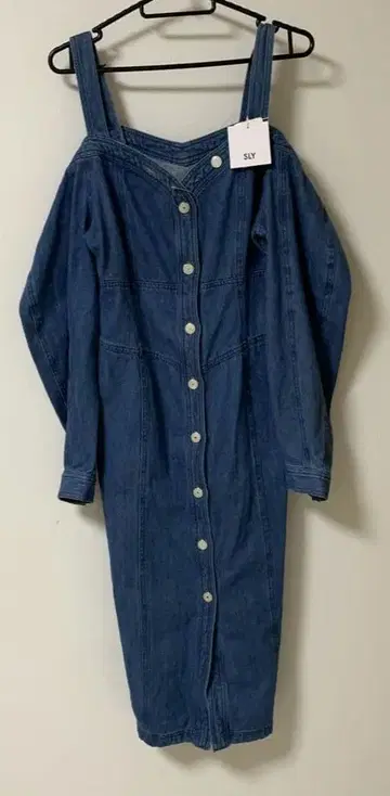 택 포함 새상품 SLY 스라이 데님 원피스 오프숄더 데님 원피스