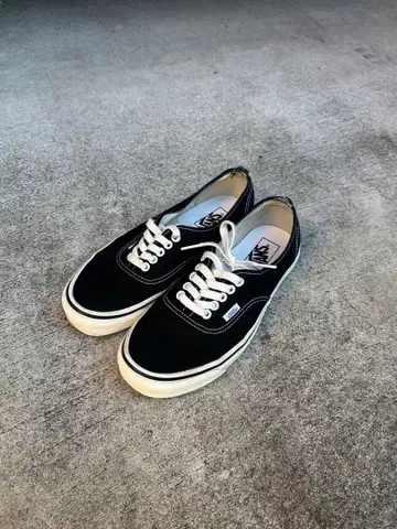 vans authentic Anaheim 44