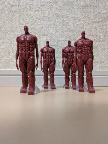 진격의 거인 제일복권 초 대형 거인 미니 피규어