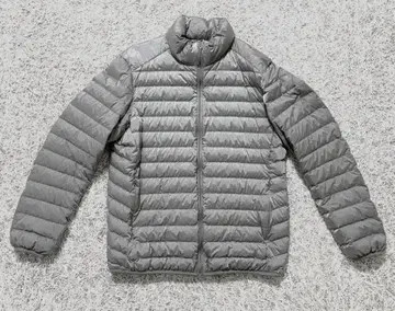 [클리닝 완료] 울트라 라이트 다운 (유니클로) M 사이즈