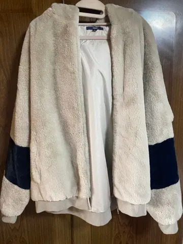 [거의 새상품] CIAOPANIC 보아 자켓