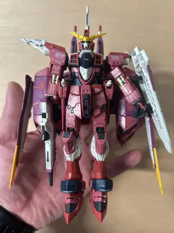 조립 완료 RG 1/144 저스티스 건담