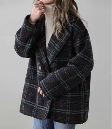 네이비 계열 체크 무늬 더블 브레스트 자켓