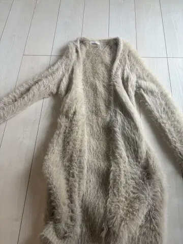 LIP SERVICE 퍼 롱 가디건