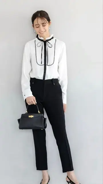 아메노치하레 비가 와도 맑은 날 센터 프레스 팬츠 네이비 M 사이즈