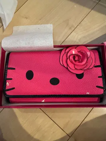 헬로키티 히메 로즈 와렛