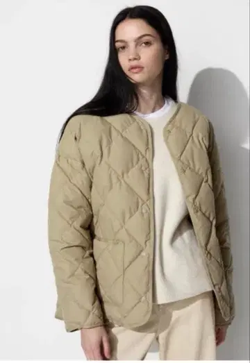 유니클로 퍼프 테크 릴랙스 자켓