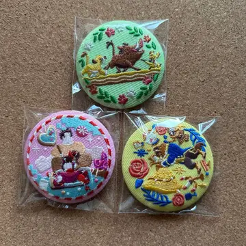 Disney 자수 캔뱃지 3개 세트