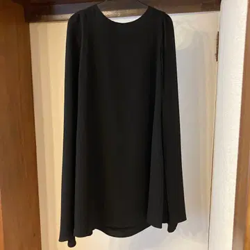 kaene 케이프풍 무릎 기장 원피스