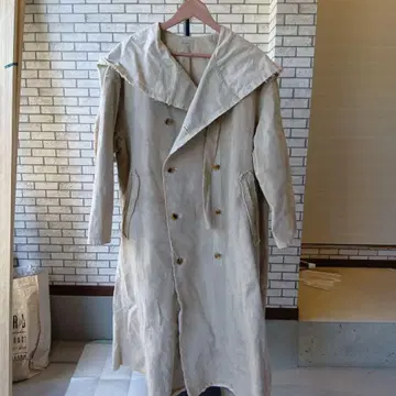 노마트 베이지 더블 브레스트 스텐카라 코트