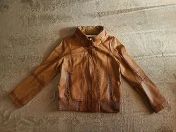 [새상품급] 칼리테 스탠드 카라 가죽 자켓 카멜 L 사이즈 후드 수납