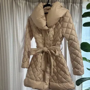 Rady 후드 부착 베이지 다운 자켓