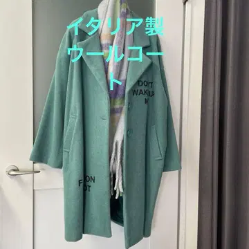 가격 인하 새상품 이탈리아제 victoria 울 코트