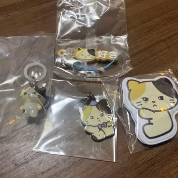 리니니 굿즈 4점