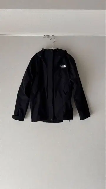 THE NORTH FACE 블랙 마운틴 파카