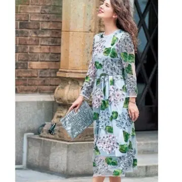 꽃무늬 자수 시스루 원피스