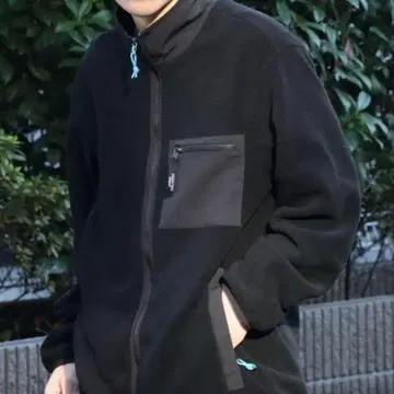 Patagonia 신틸라 플리스 자켓 블랙 FA22 M 사이즈