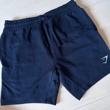 GYMSHARK 네이비 숏팬츠 M
