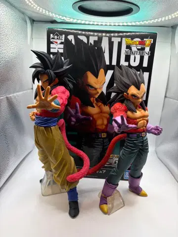 제일복권 드래곤볼 초사이어인 4 손오공 베지터 피규어