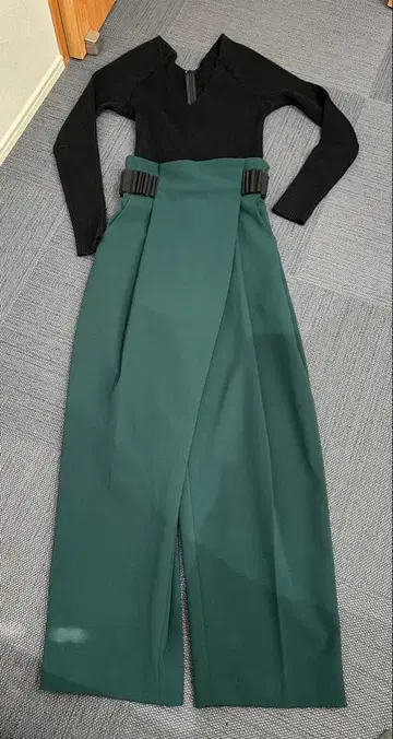 UN3D. 아스리드 니트 콤비 올인원