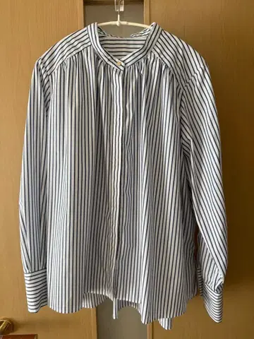 그린 레벨 릴랙싱 블라우스 스트라이프