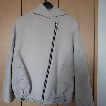 MARECHAL TERRE 후드 부착 다운 자켓 그레이