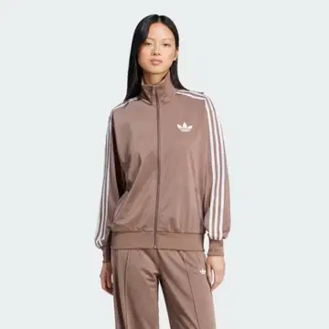 adidas 저리 J/S 사이즈 상의만.