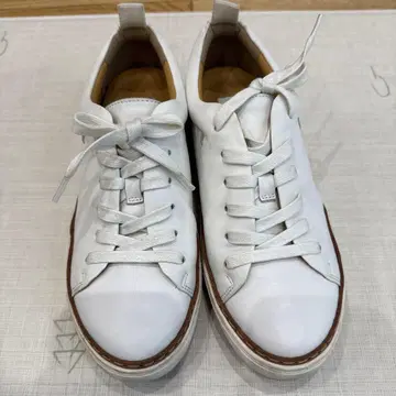 MACKINTOSH PHILOSOPHY 화이트 스니커즈