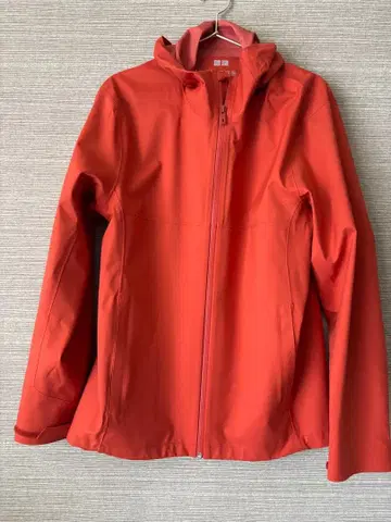 [ 미사용 새상품 ] UNIQLO 블록 테크 후드티