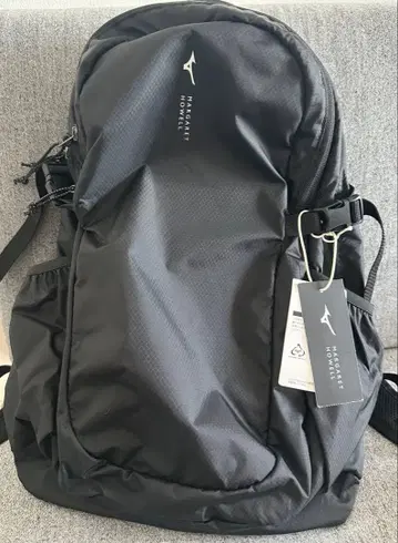 마가렛호웰 콜라보 Mizuno 블랙 백팩
